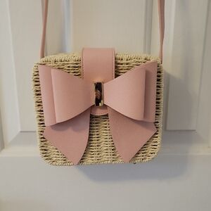 Chic Pink Bow Woven Crossbody Bag
